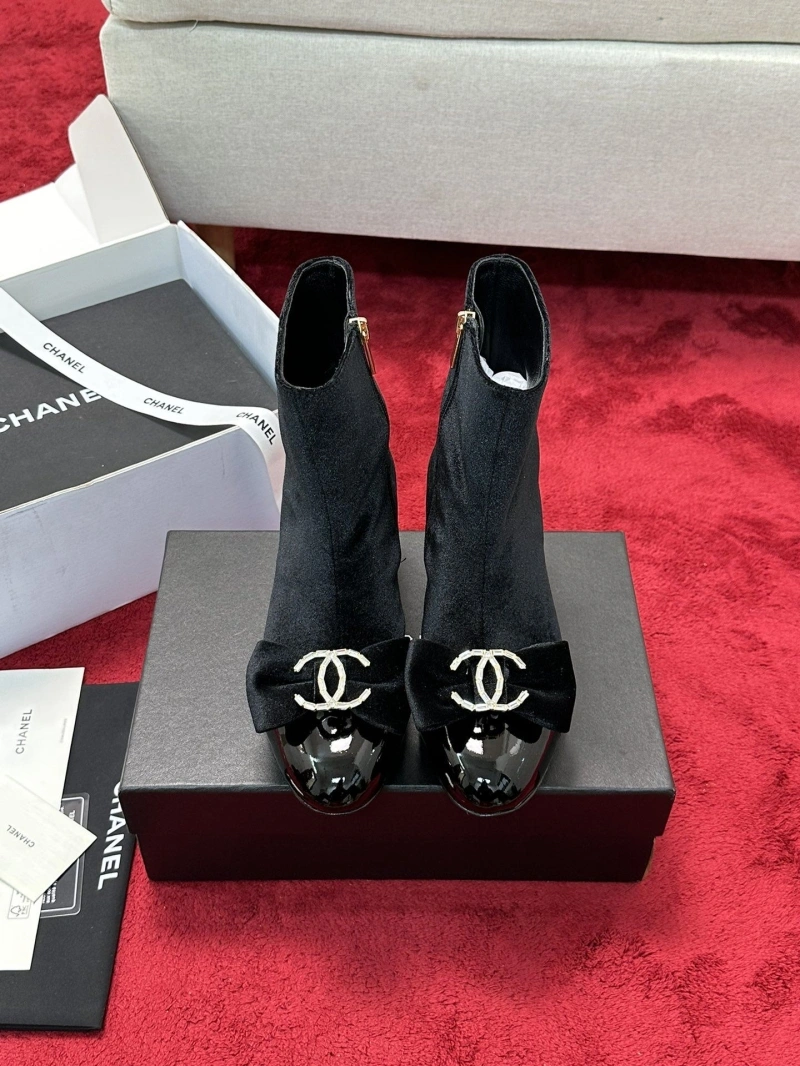 Classic Chxnxl Leather Shoes 126697