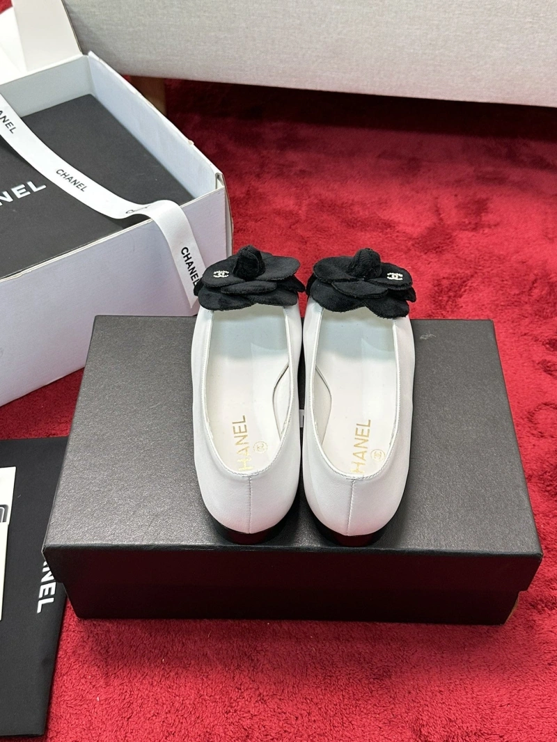 Sleek Chxnxl Flat Shoes 126757