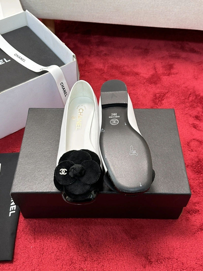 Sleek Chxnxl Flat Shoes 126757