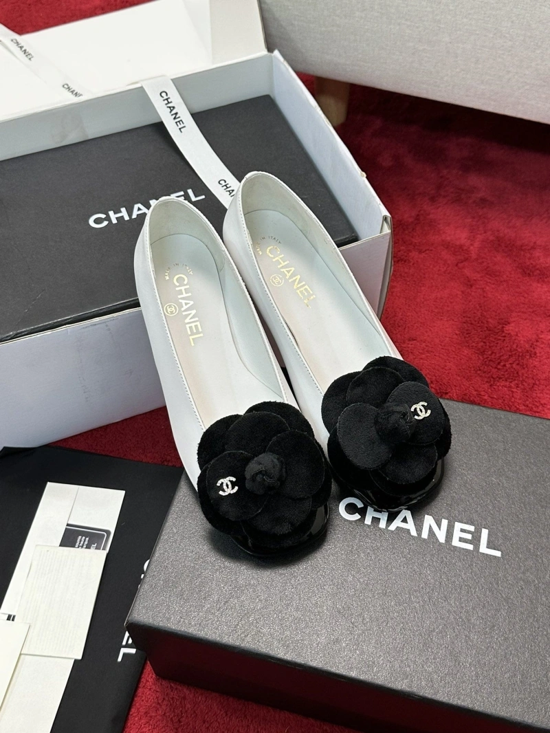 Sleek Chxnxl Flat Shoes 126757