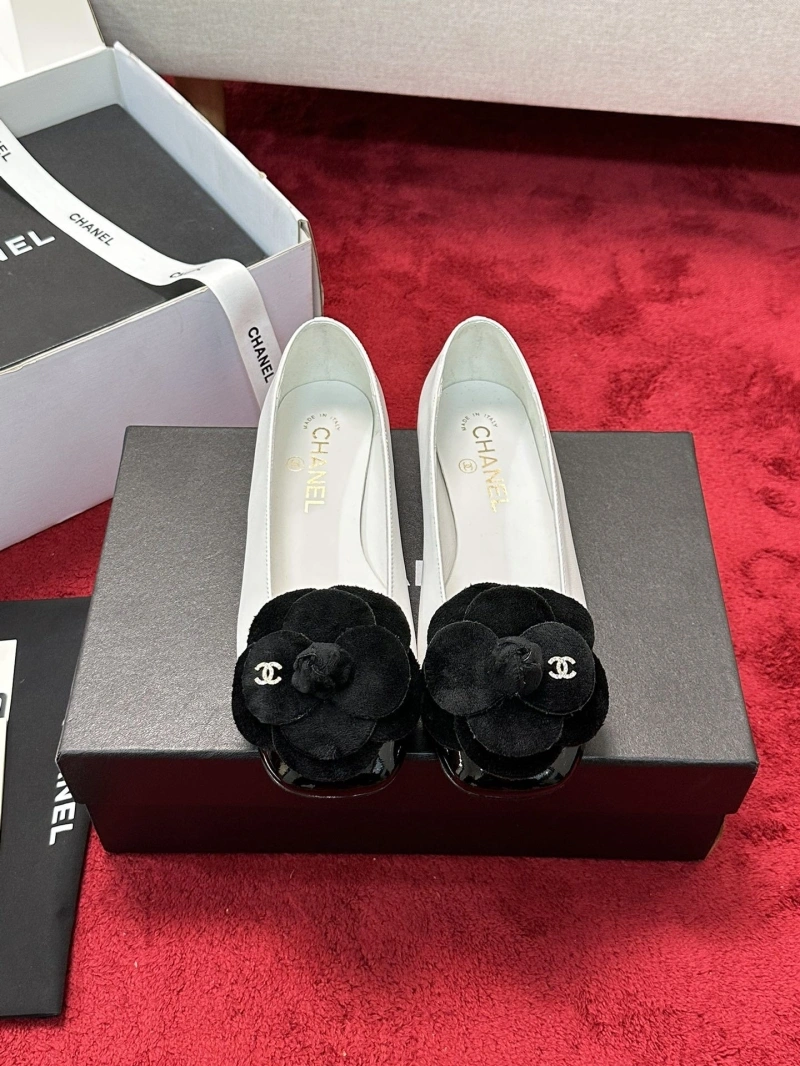 Sleek Chxnxl Flat Shoes 126757