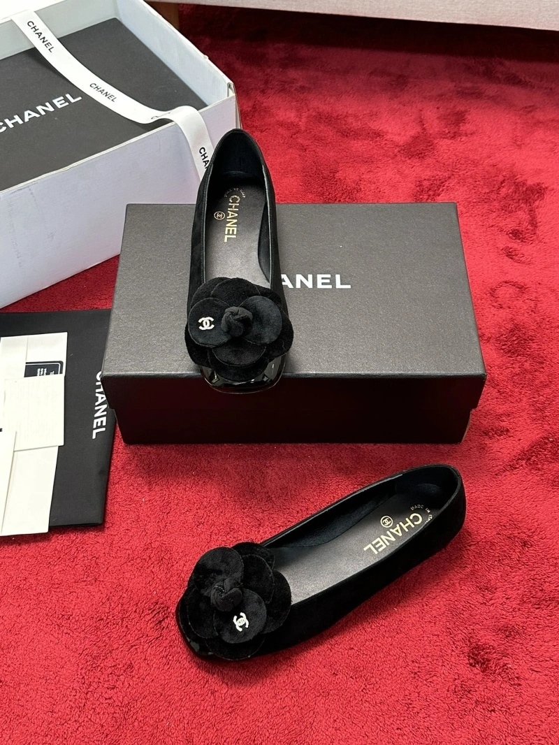 GoAnywhere Chxnxl Flat Shoes 126755