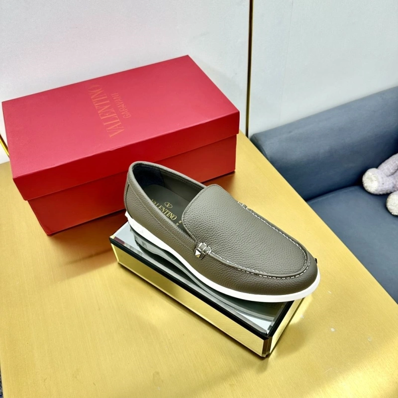 Flexible Vxlxntino Leather Shoes 231333
