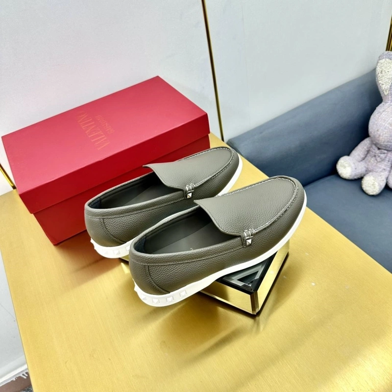 Flexible Vxlxntino Leather Shoes 231333