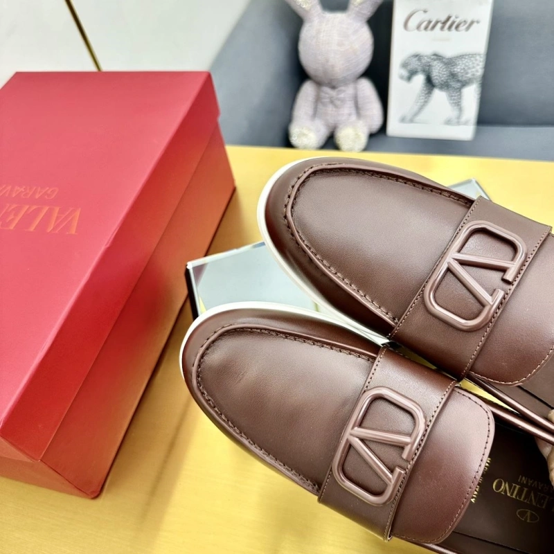 Timeless Vxlxntino Leather Shoes 231332