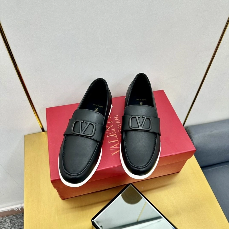 Soft Vxlxntino Leather Shoes 231336