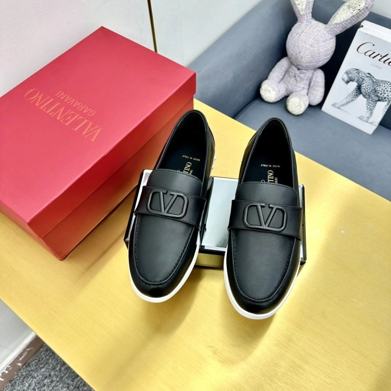 Soft Vxlxntino Leather Shoes 231336
