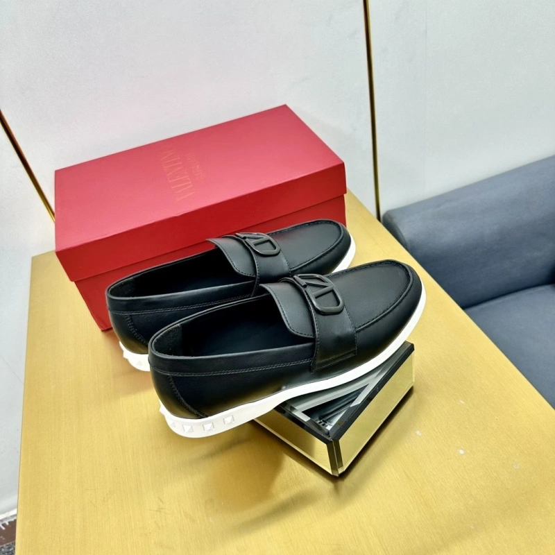Soft Vxlxntino Leather Shoes 231336