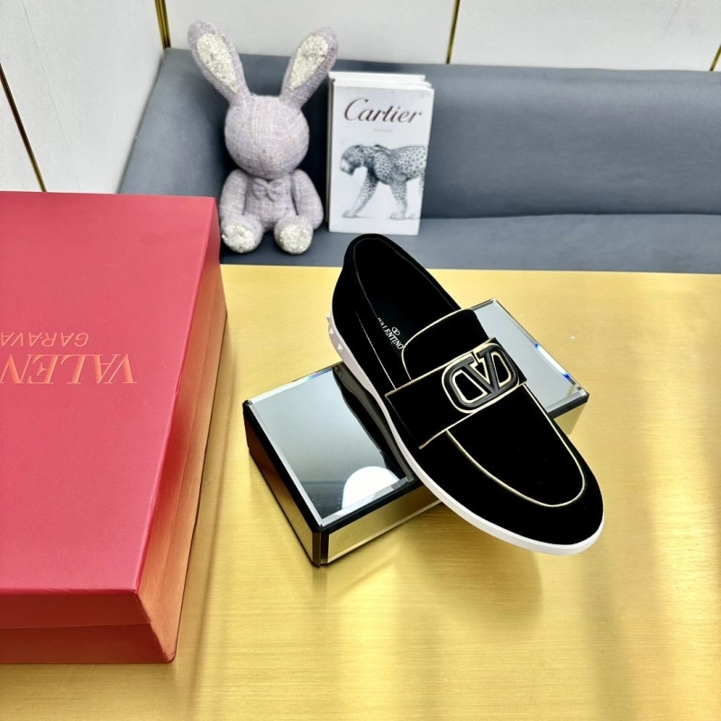 Resilient Vxlxntino Leather Shoes 231328