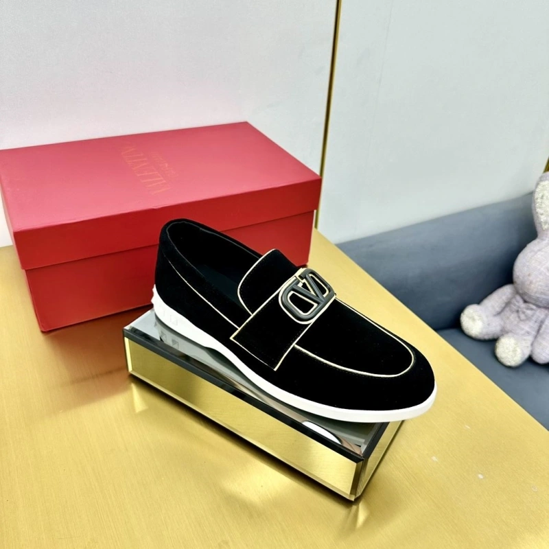 Resilient Vxlxntino Leather Shoes 231328