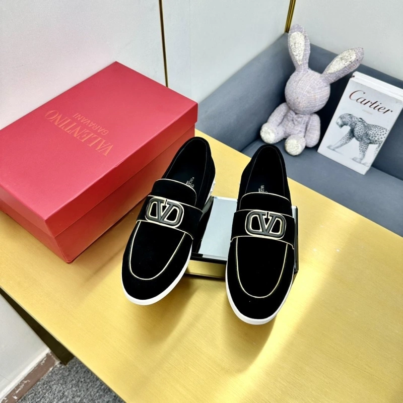 Resilient Vxlxntino Leather Shoes 231328