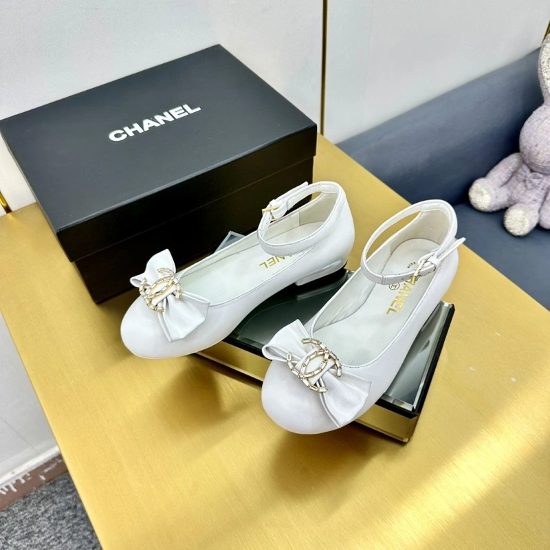 NewStyle Chxnxl Sandals 126642