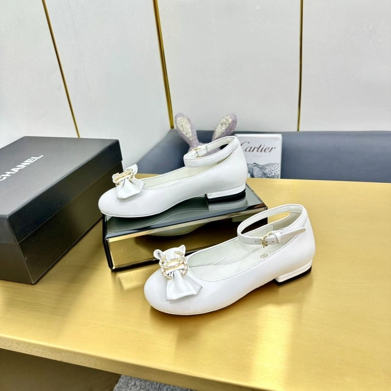 NewStyle Chxnxl Sandals 126642