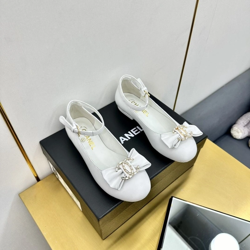 NewStyle Chxnxl Sandals 126642