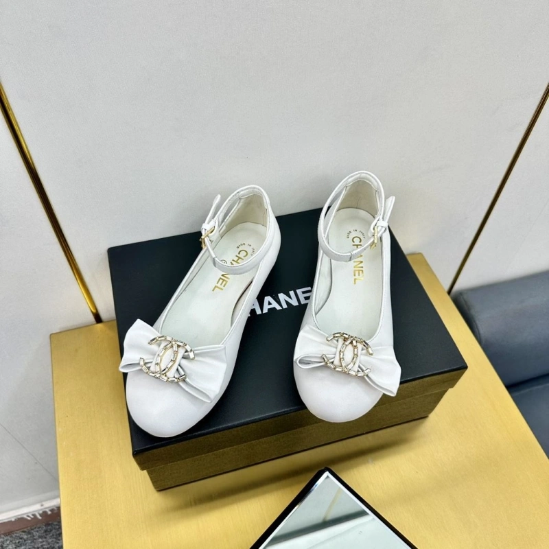 NewStyle Chxnxl Sandals 126642