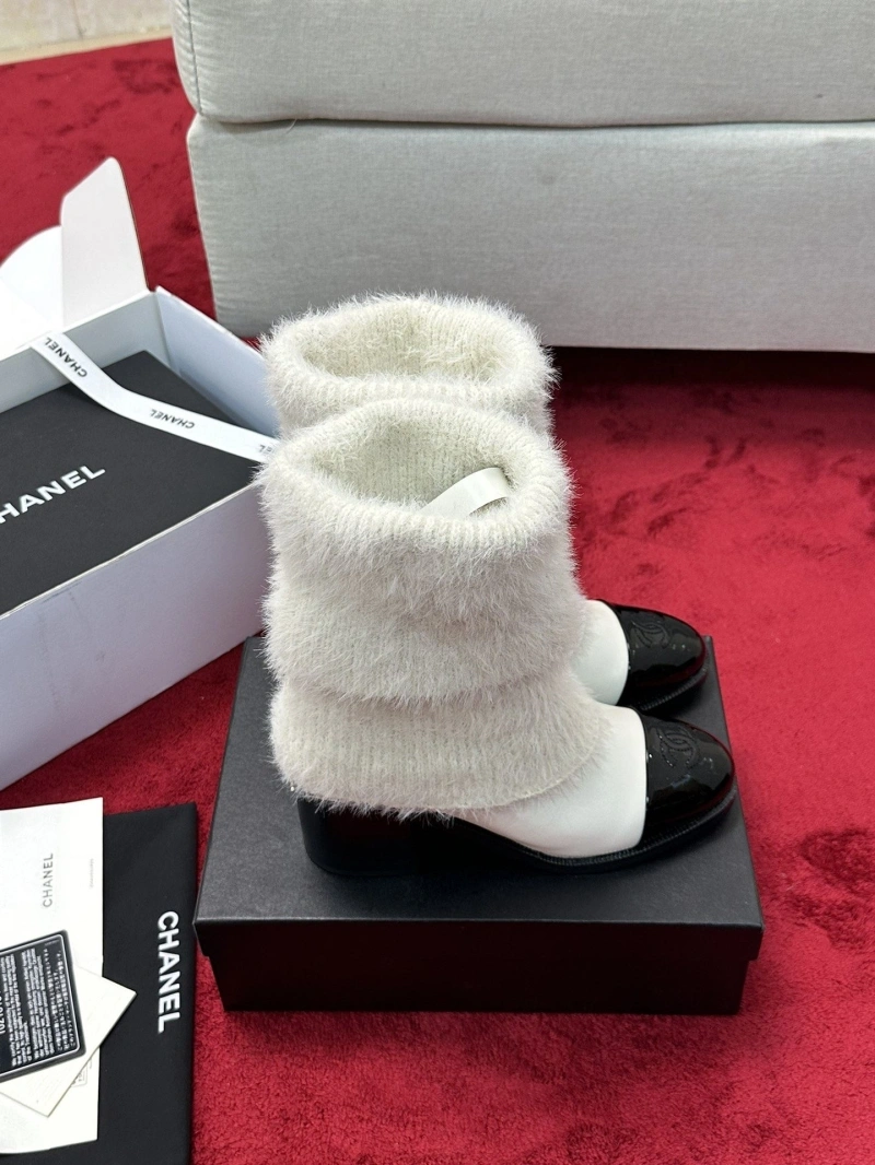 Soft Chxnxl Leather Shoes 126683