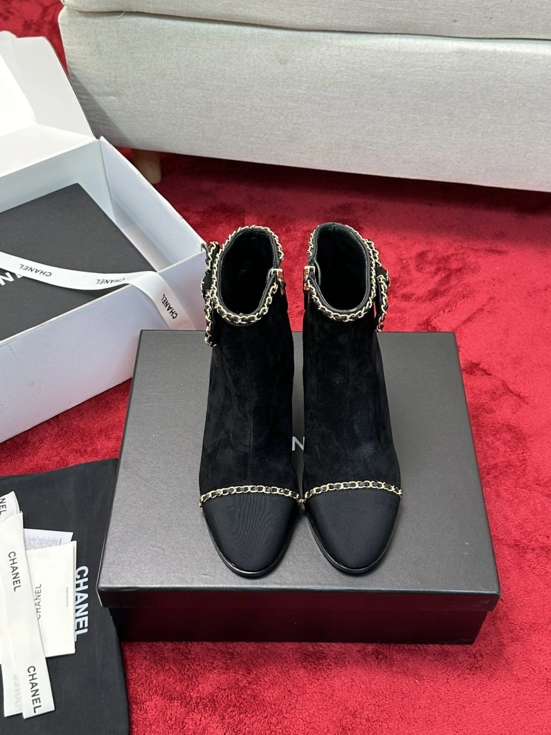 Minimalist Chxnxl Leather Shoes 126679