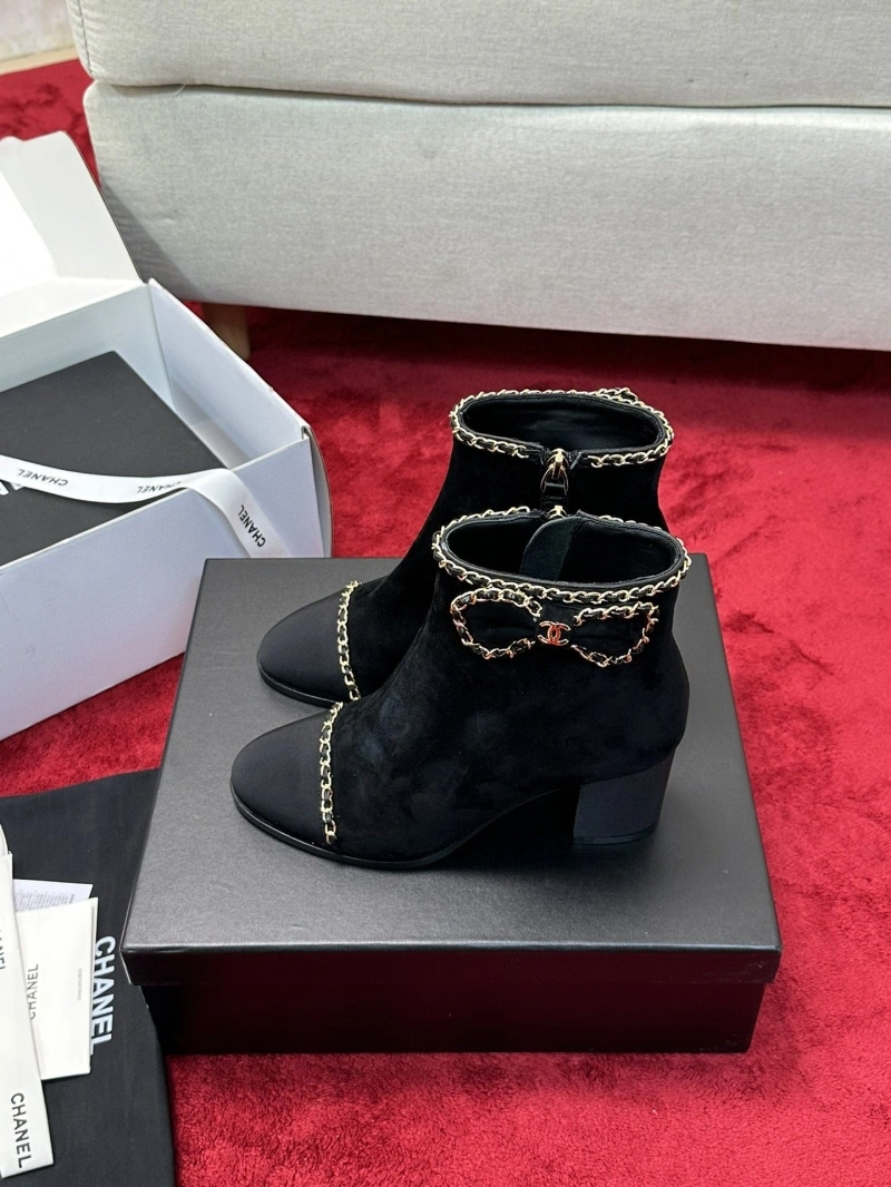 Minimalist Chxnxl Leather Shoes 126679
