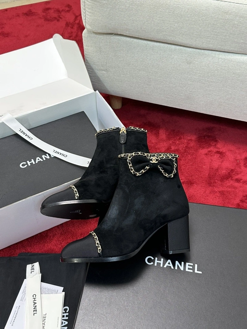 Minimalist Chxnxl Leather Shoes 126679