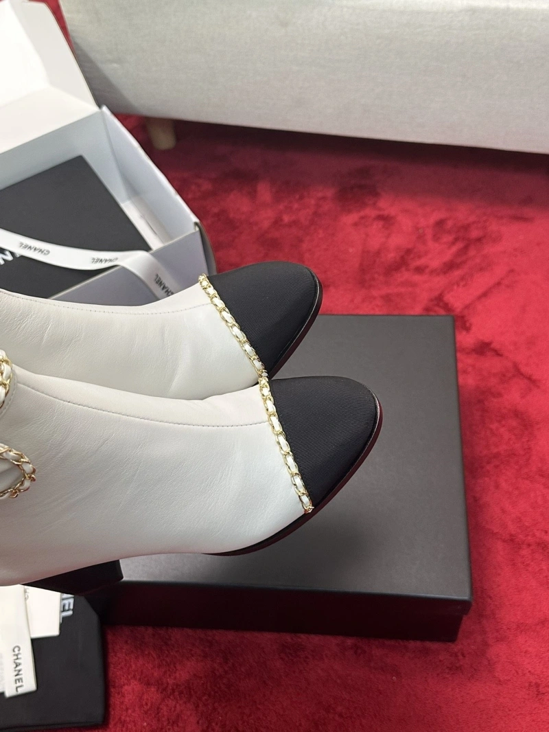 Trendsetting Chxnxl Leather Shoes 126671