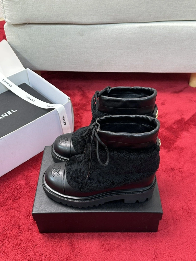 Minimalist Chxnxl Leather Shoes 126681