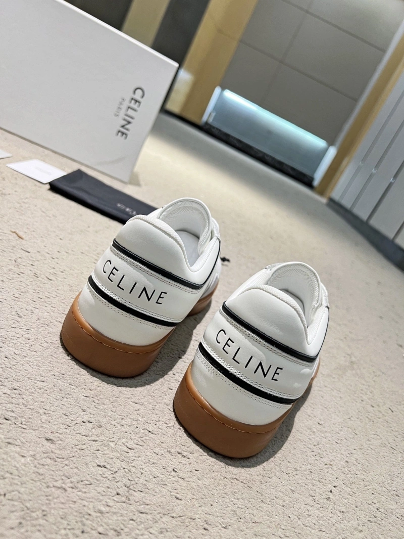 Cozy Cxlxne Sneakers 116571