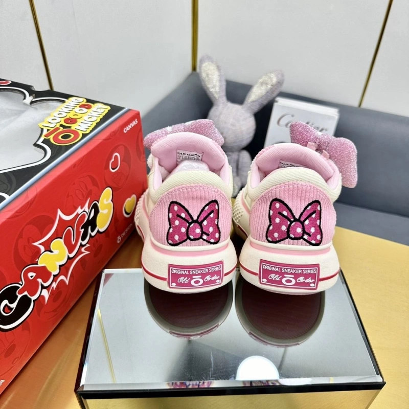 Minimalist Gxccx Casual Shoes 161624