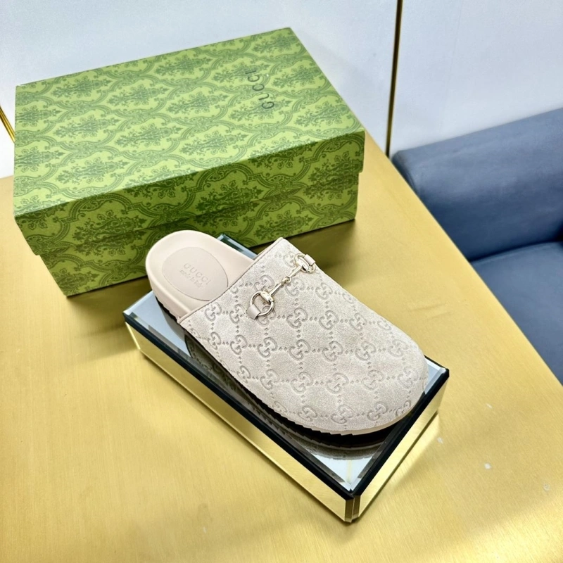 Trendy Gxccx Slippers 161595