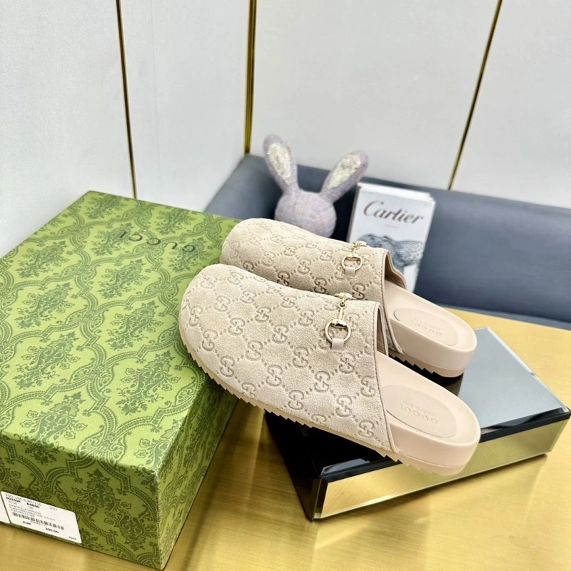 Trendy Gxccx Slippers 161595