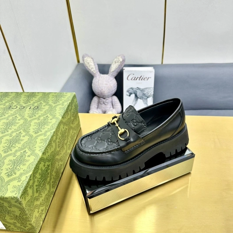 Fashionable Gxccx Leather Shoes 161603