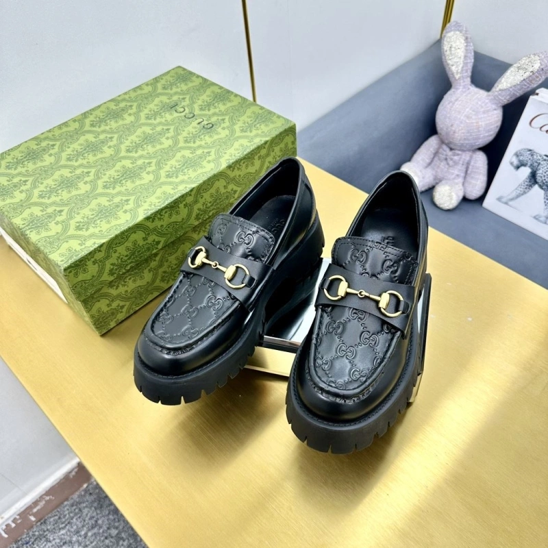 Fashionable Gxccx Leather Shoes 161603