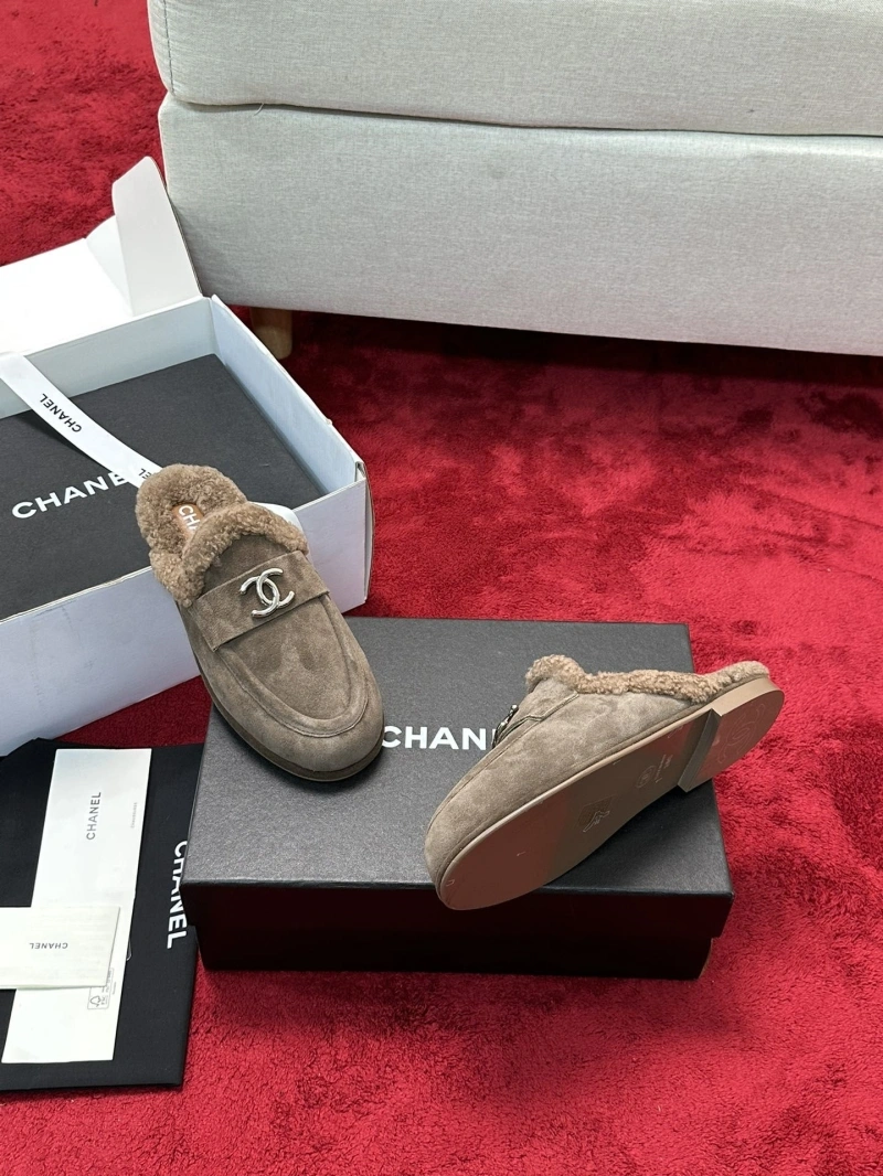 Reliable Chxnxl Slippers 126593