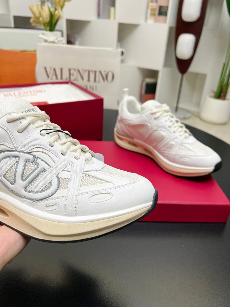 GoAnywhere Vxlxntino Sneakers 231310