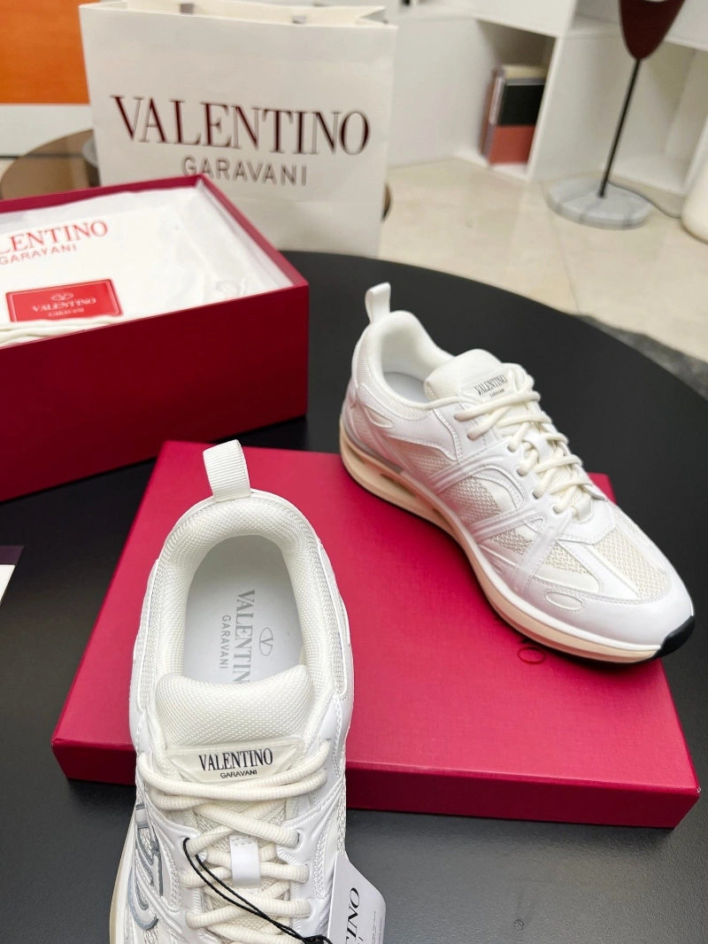 GoAnywhere Vxlxntino Sneakers 231310