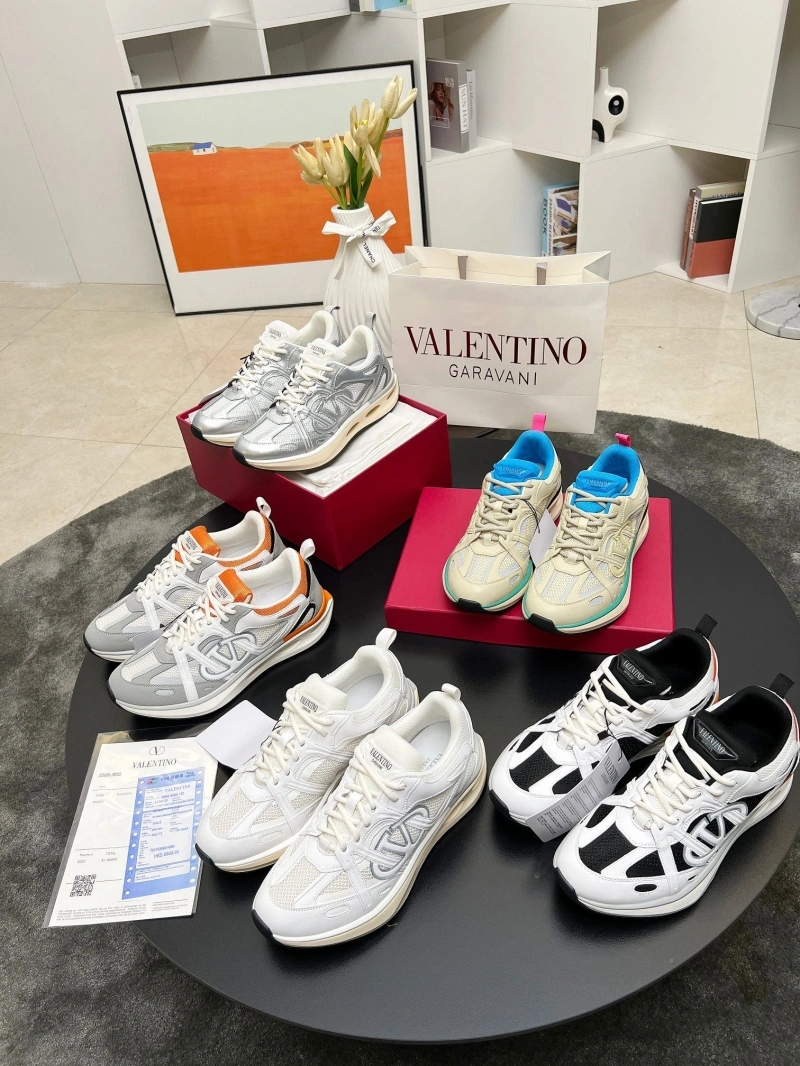 GoAnywhere Vxlxntino Sneakers 231310