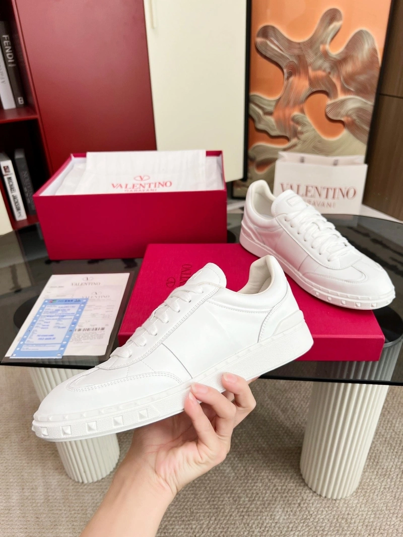 Comfortable Vxlxntino Sneakers 231305