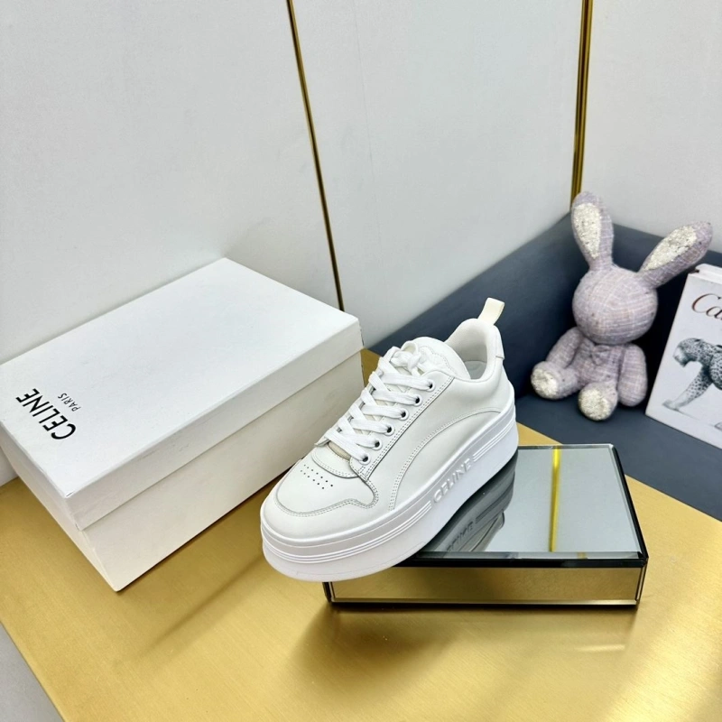 Durable Cxlxne Sneakers 116559