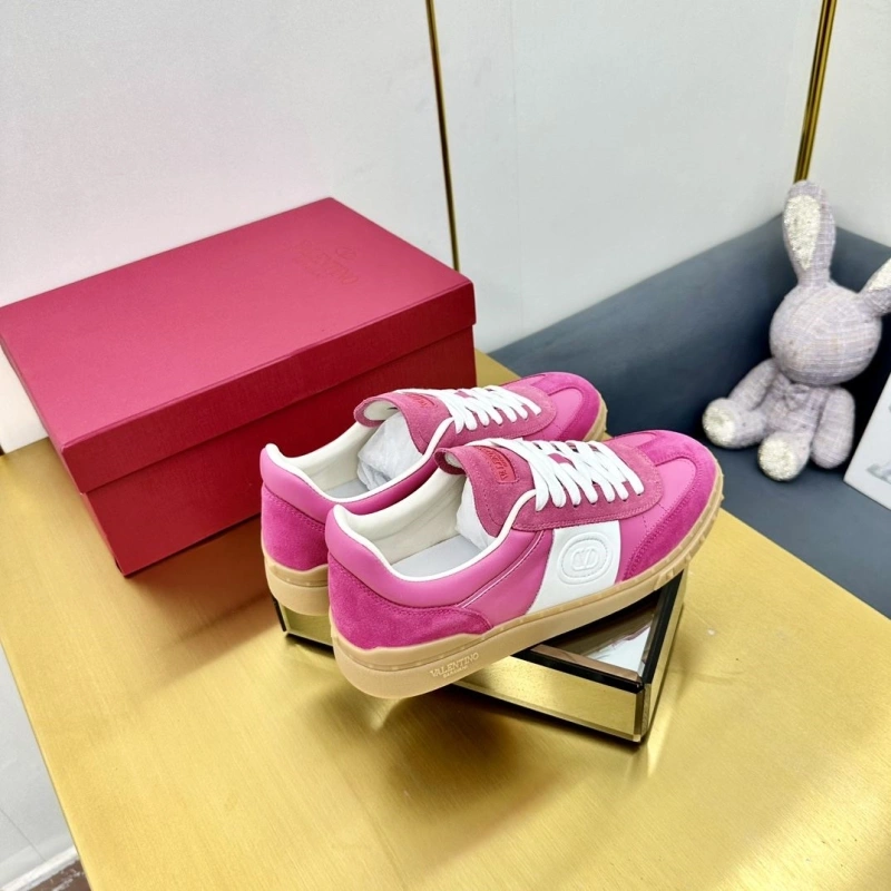 Cozy Vxlxntino Sneakers 231290