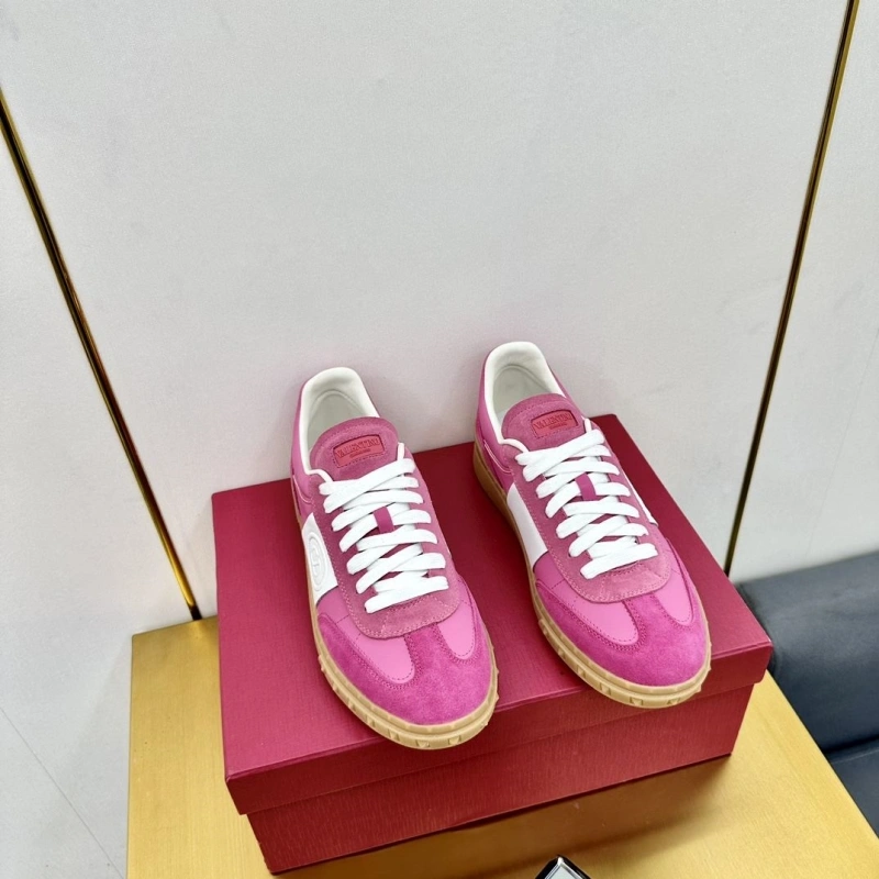 Cozy Vxlxntino Sneakers 231290