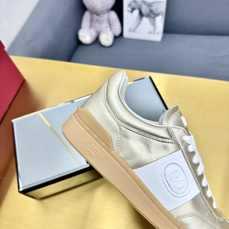 Soft Vxlxntino Sneakers 231287