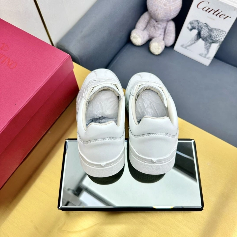 Bold Vxlxntino Sneakers 231279