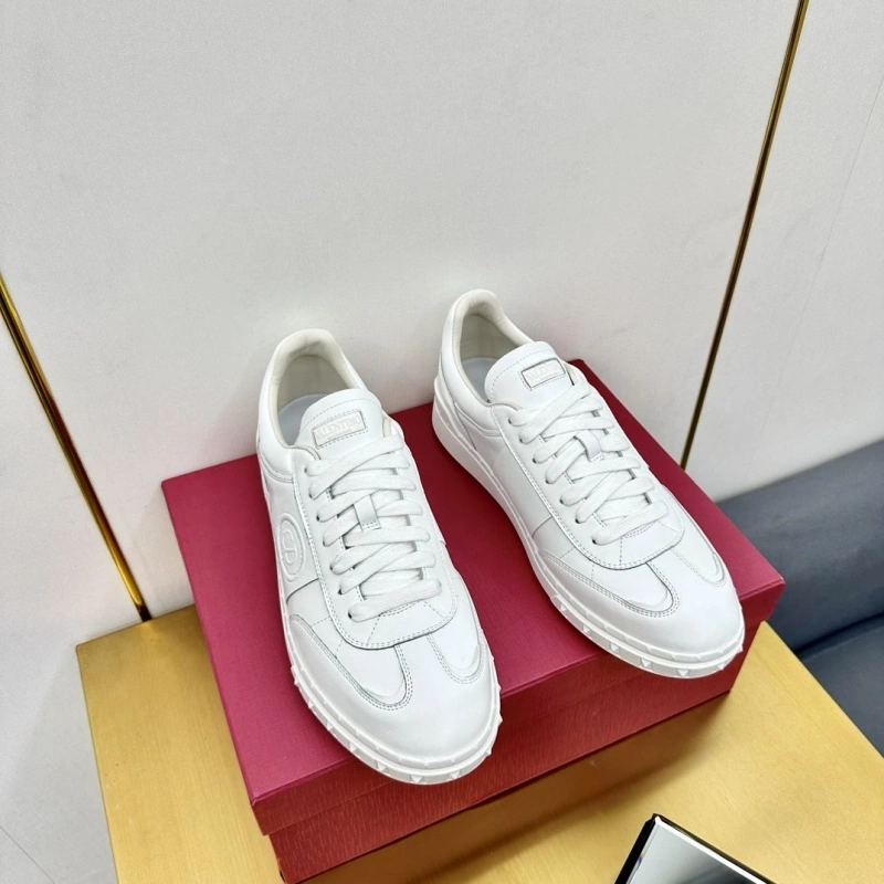 Bold Vxlxntino Sneakers 231279