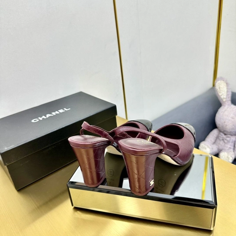 ModernLook Chxnxl Sandals 126640