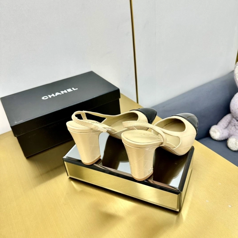 Durable Chxnxl Sandals 126634