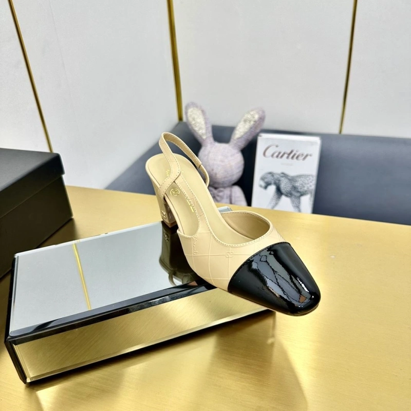 Fashionable Chxnxl Sandals 126647