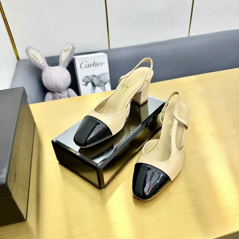 Fashionable Chxnxl Sandals 126647