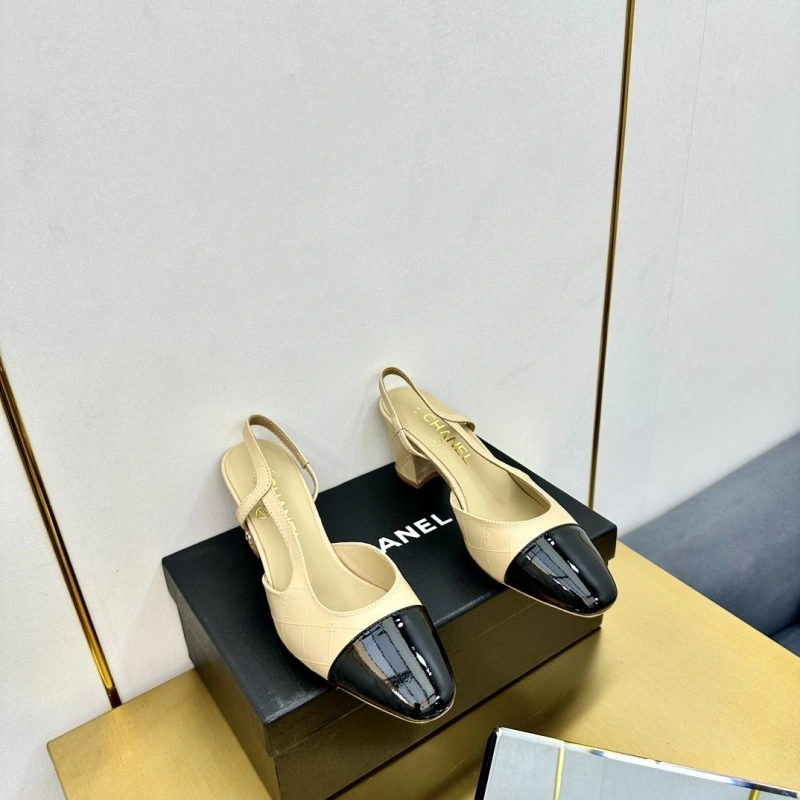 Fashionable Chxnxl Sandals 126647