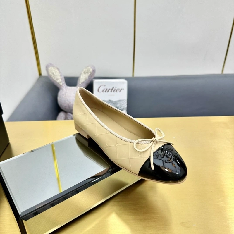 Functional Chxnxl Flat Shoes 126745