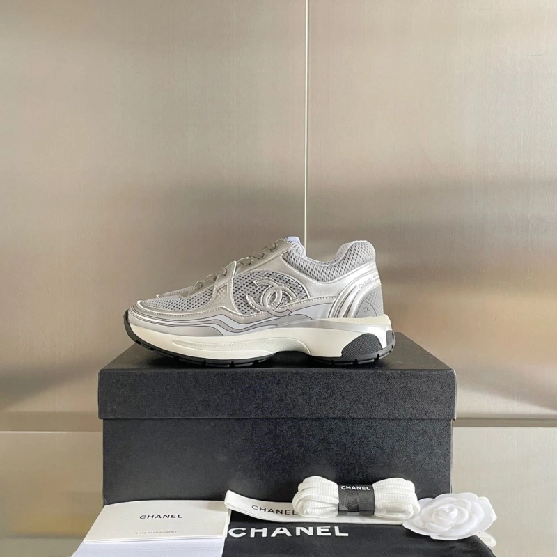 Comfortable Chxnxl Sneakers 132297