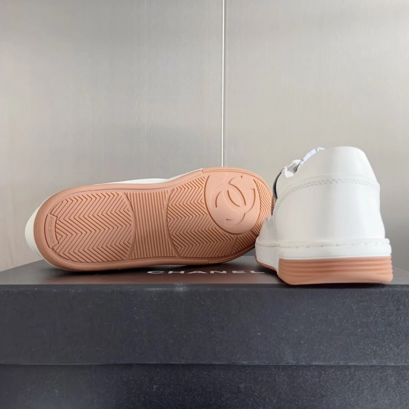 Minimalist Chxnxl Sneakers 132291